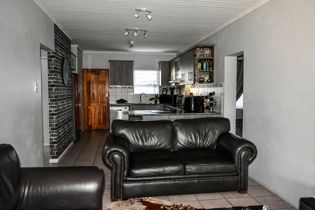 3 Bedroom Property for Sale in Vredendal Western Cape